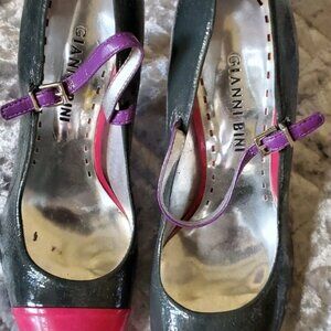 Gianni Bini Colorblock Neon Heels 6 Rhino Gray Hot Pink Purple Strap Cap Toe